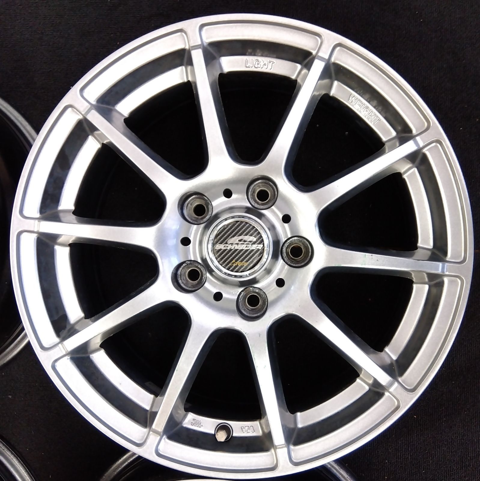 Schneider ホイール 4本 15-6.5J 100/4C +38 中古品 Schneider ホイール 4本 15-6.5J 100/4C +38 中古品 Schneider