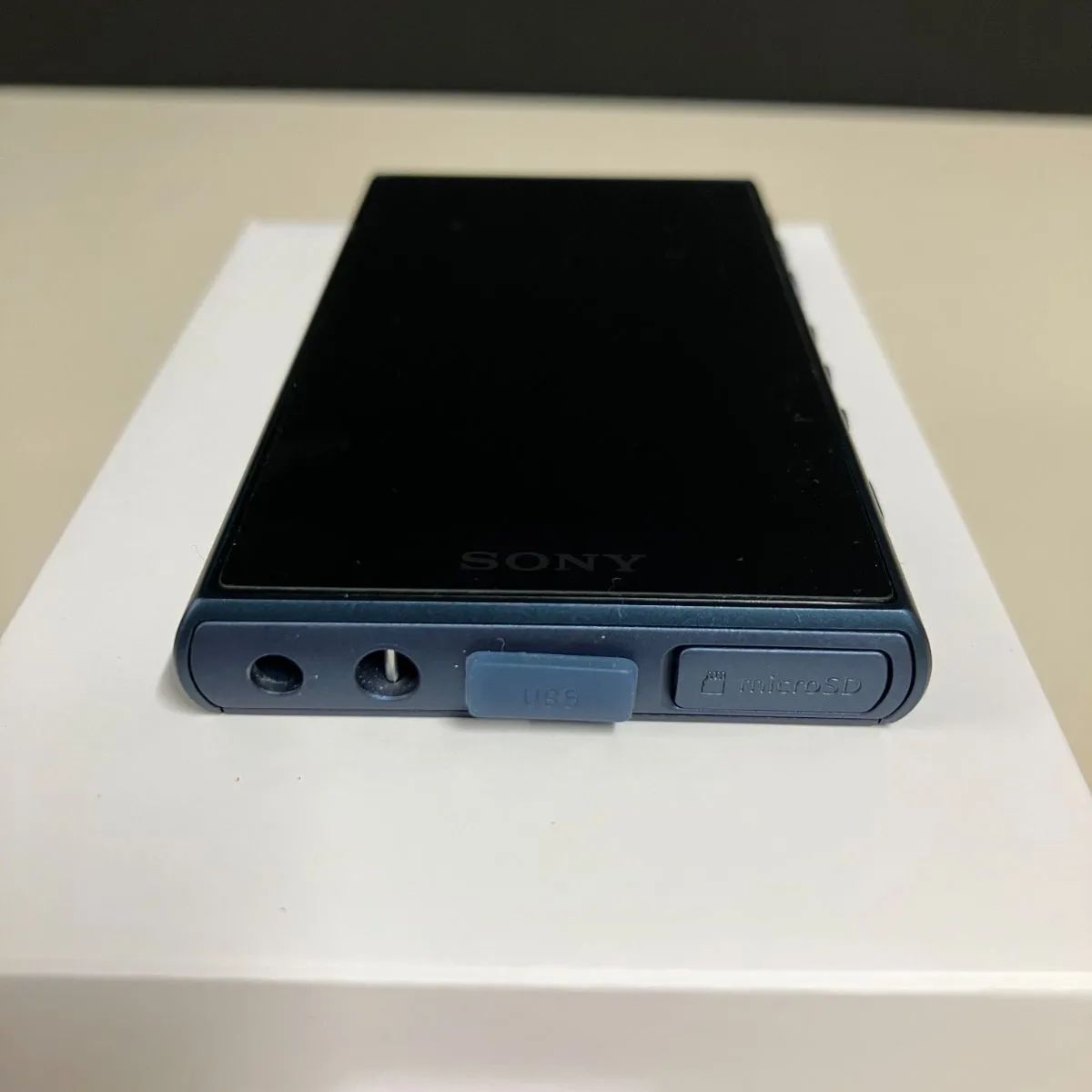 silver 他の方のご購入はお控え下さいませ SONY ハイレゾウォークマン【むつ46-0890】 SONY ウォークマン NW-A105