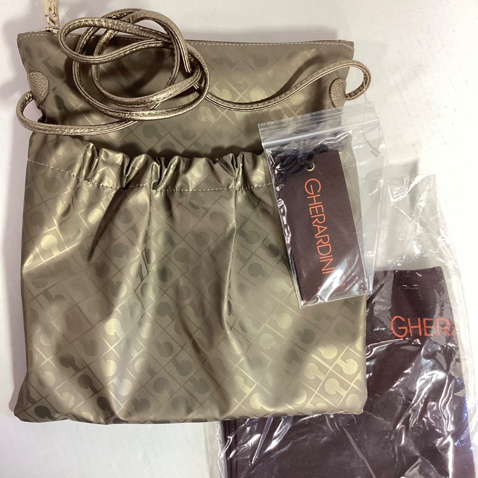 ゲラルディーニGHERARDINI ソフティ ショルダーバッグ ポシェット 
