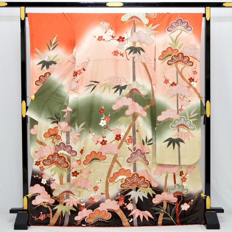 505ag37□七五三 千總 七歳 女児 着物のみ 金駒刺繍 菊 梅□美品 陶器