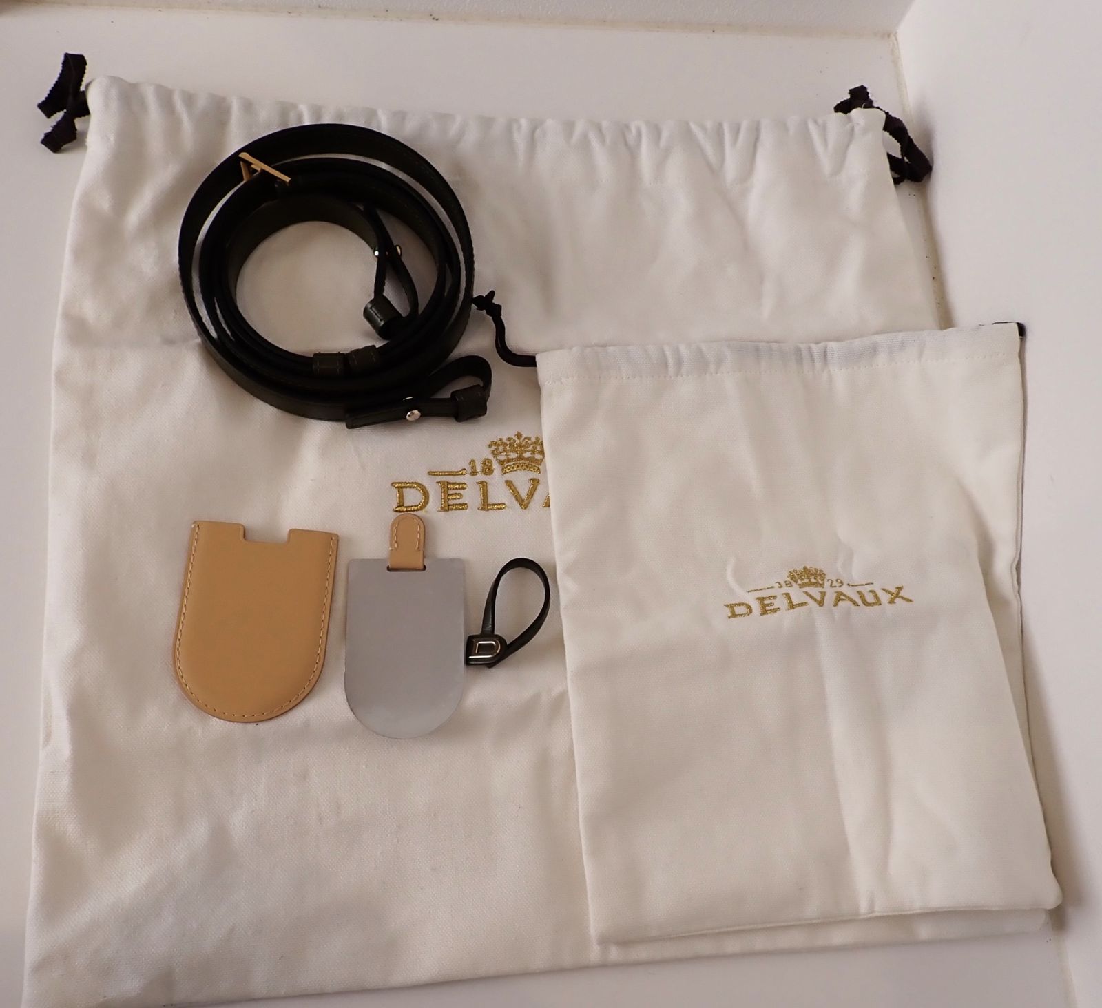 幻の逸品！未使用 超美品 DEL VAUX デルヴォー タンペートPM 型押し 2WAYショルダーバッグ レザー