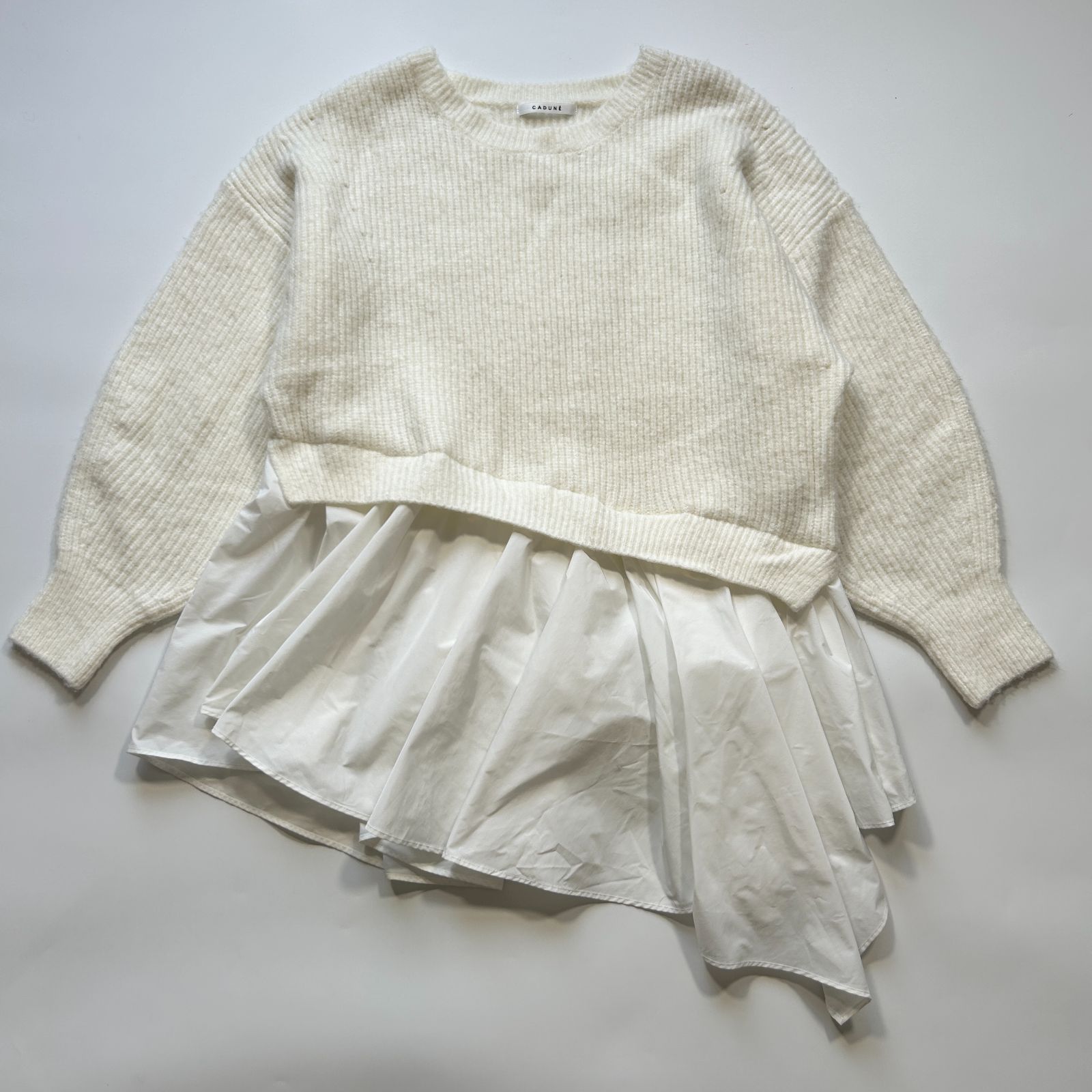【 大人気 】カデュネ CADUNE フレアセットニット 38 ドッキングニット 大人気 】カデュネ CADUNE フレアセットニット 38 ドッキング