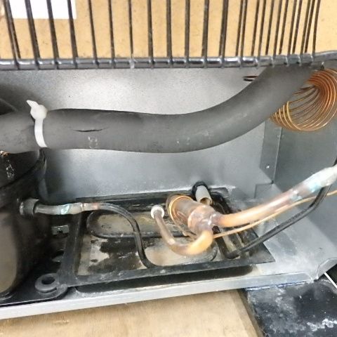 関東地方送料込み！ TRANSTHERM COTTAGE MIDIUM MODEL 3T ワインセラー 