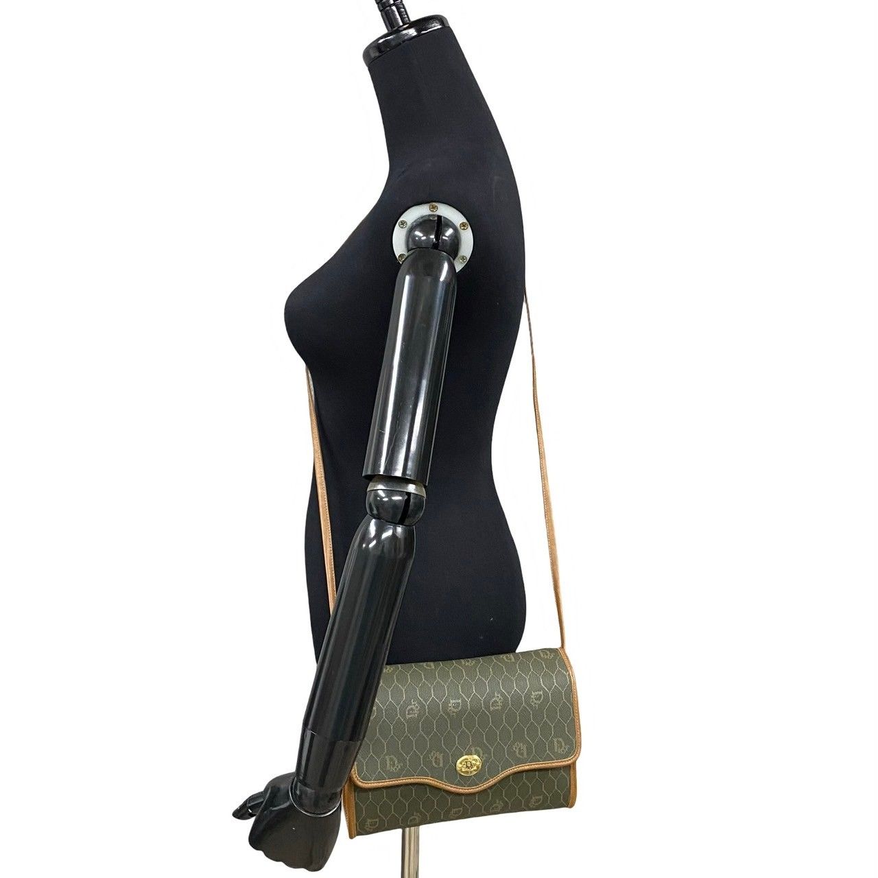 【美品】ディオール　ショルダーバッグ　ポシェット　ハニカム柄　ロゴ金具　黒 極 美品 Christian Dior ディオール ヴィンテージ ハニカム 柄