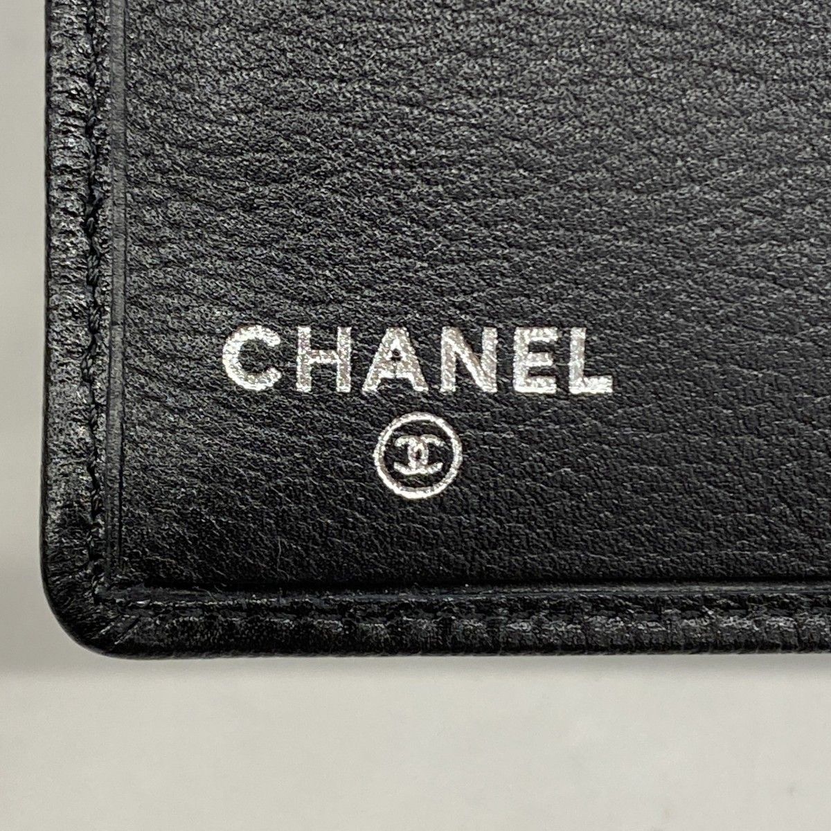 5hb0911-h】シャネル 長財布 カメリア レザー ブラック シルバー金具  