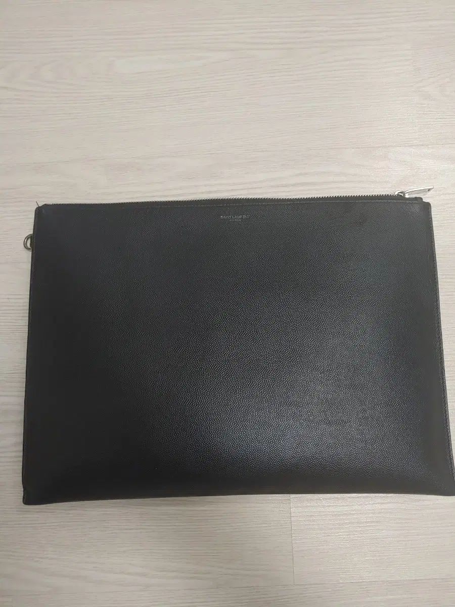 Saint Laurent サンローラン クラッチ 販売