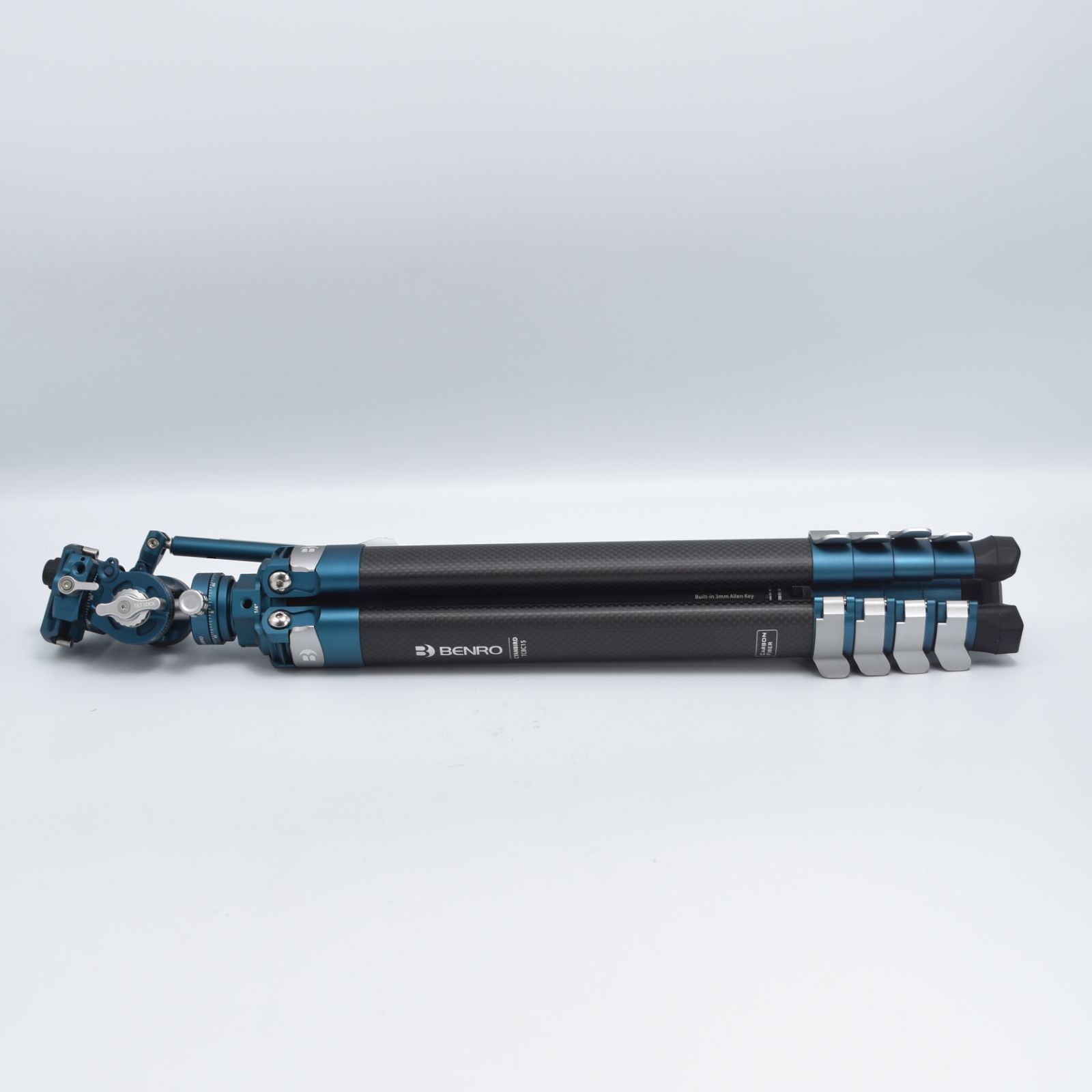 シアンバード カーボン三脚