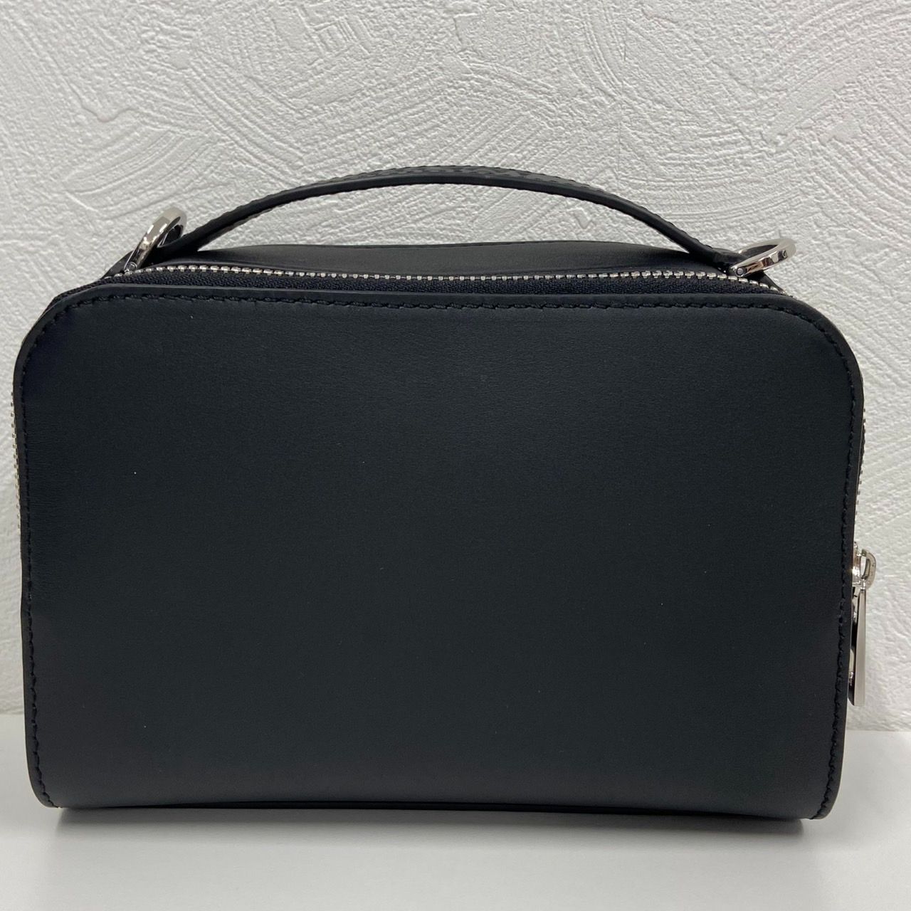 美品 LOEWE ロエベ クロスボディ カメラバッグ ミニ ショルダーバッグ 
