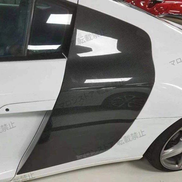 メンズ カーアクセサリー Audi R8 2008-2015年対応 カーボン調 サイドドアパネル 社外スタイル 外装パーツss 入荷