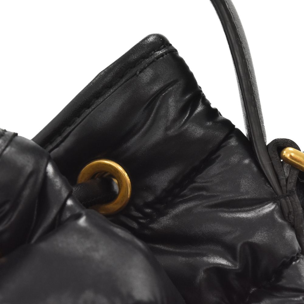美品】MONCLER Plompe がま口バッグ ブラック ショルダーバック