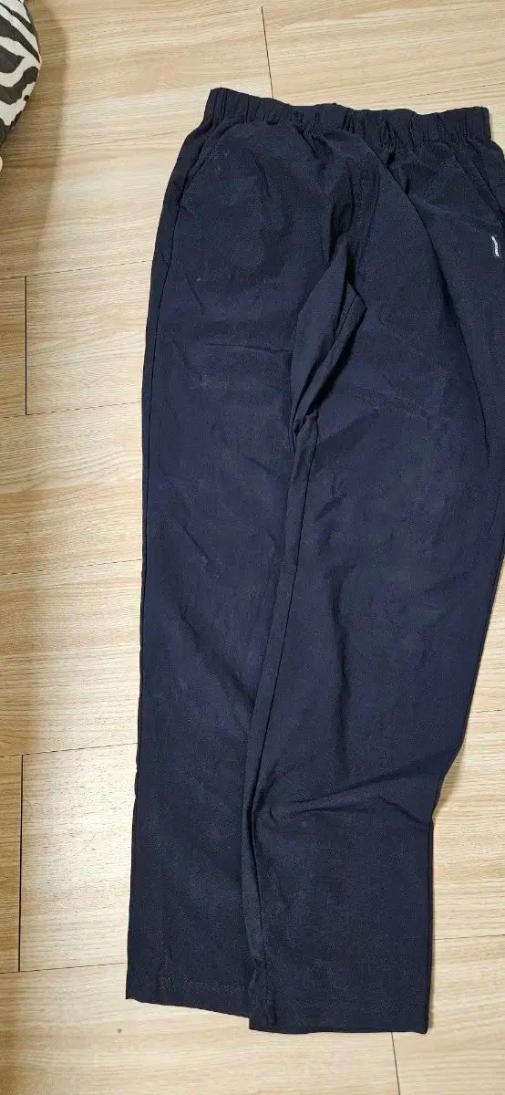 adidas BERMUDA 新品未使用 23.0cm ブラウン ピンク 子供ワンピース 花柄 リゾートワンピース キッズ 女の子 ジュニア