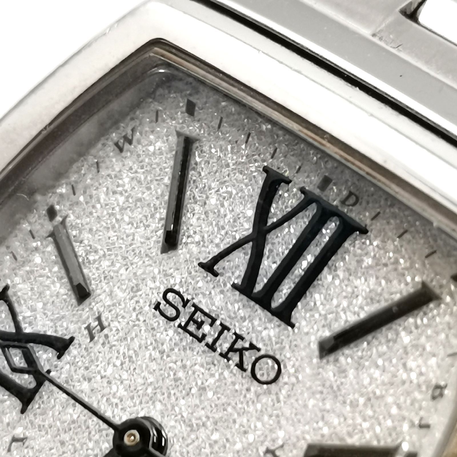 稼働美品 セイコールキア ラメ文字盤 レディース腕時計 1B22-0AP0