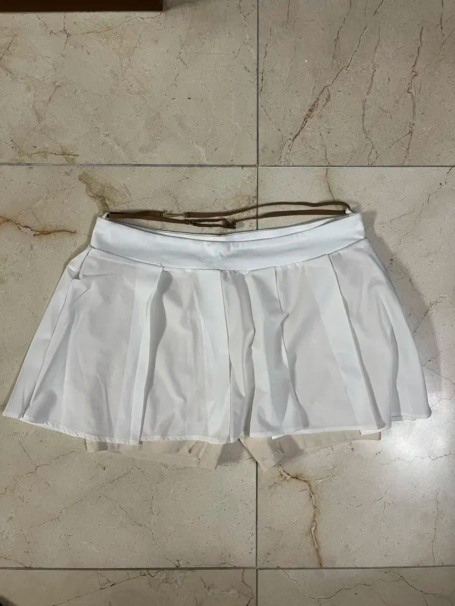 JACQUEMUS ジャックムス