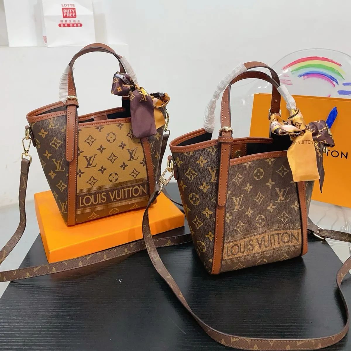 新品未使用 箱付  LOUIS VUITTON ノベルティトートバッグ 専用ページ