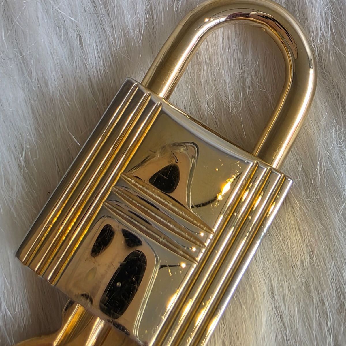 【超美品】エルメス　HERMES　カデナ　南京錠　鍵　セット102番 ☆HERMES(エルメス) カデナ ゴールド メタル 中古 嘉手納 南京錠