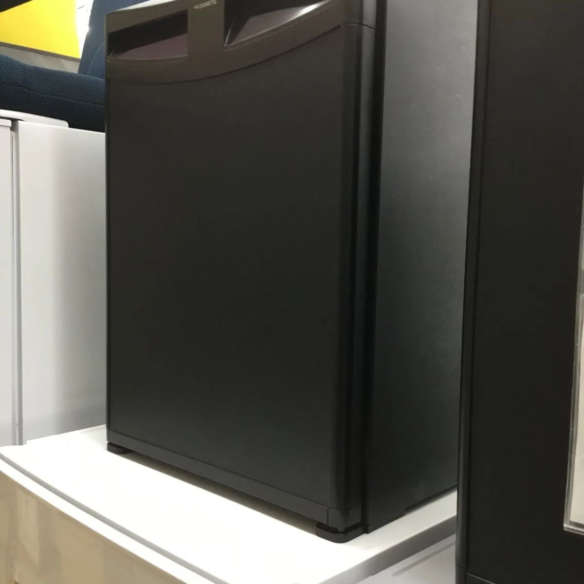 5624 ワンドア冷蔵庫 Dometic ドメティック RH430LD 26L 5624 ワンドア冷蔵庫 Dometic ドメティック RH430LD 26L - メルカリ