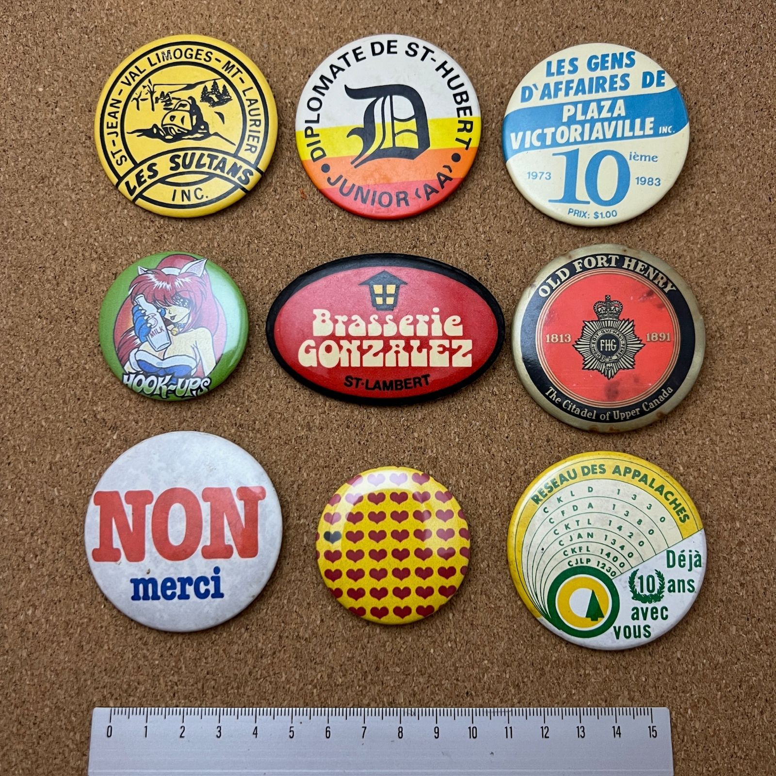 vintage缶バッジ、ピンバッジセット ビンテージ 缶バッジ ハート ピンナップガール アンティーク 50s