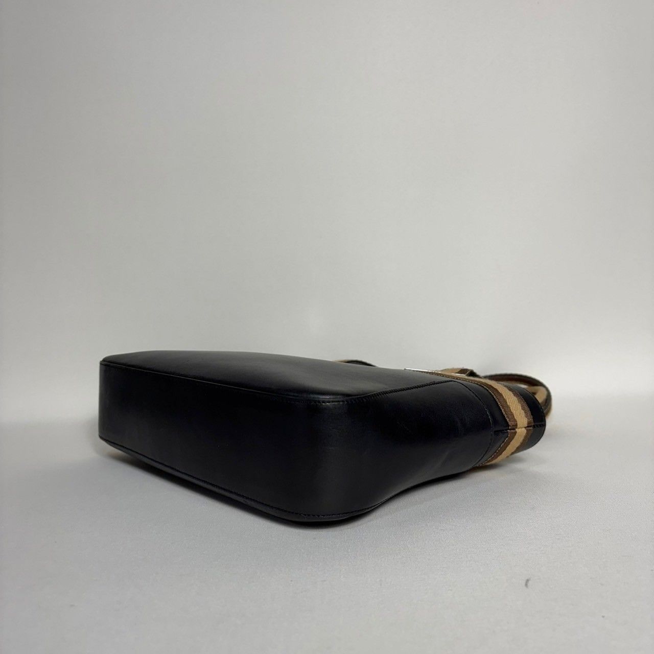 2503-173｜美品｜グッチ シェリーライン ハンドバッグ ブラック
