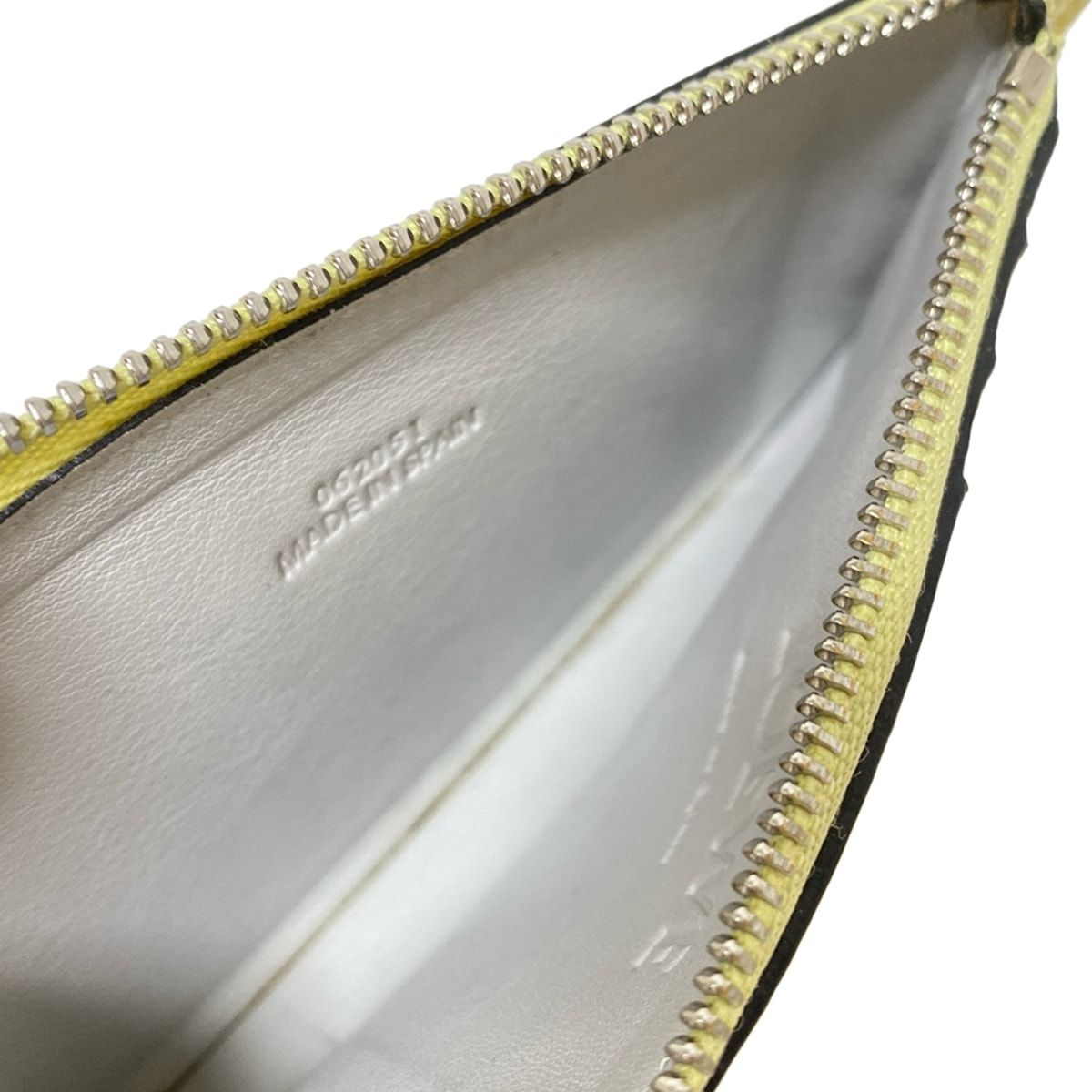 ✨美品✨ ロエベ 丸型レザー コインケース　ブラウン系 メタルロゴ LOEWE ロエベ ラウンド型 コインケース 小銭入れ アナグラムロゴ
