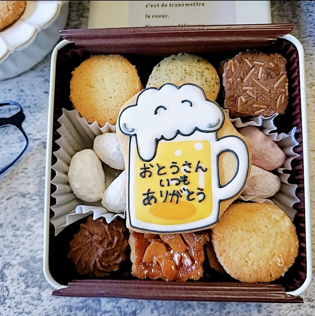 父の日クッキー缶(ビール) - メルカリ