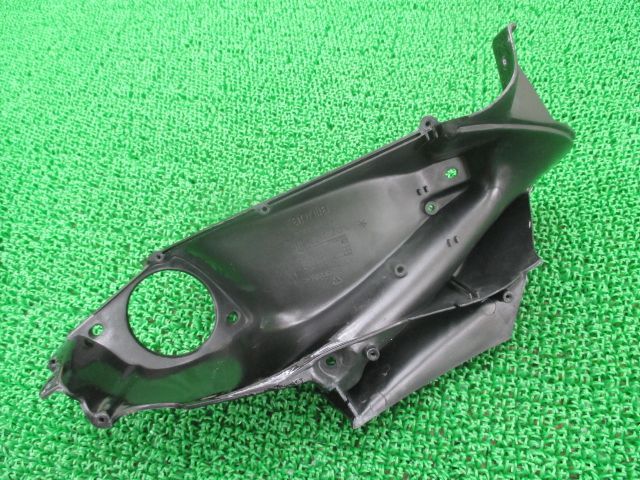 RSV1000ミレ フロントインナーカウル 右 黒 DIS.101772 アプリリア