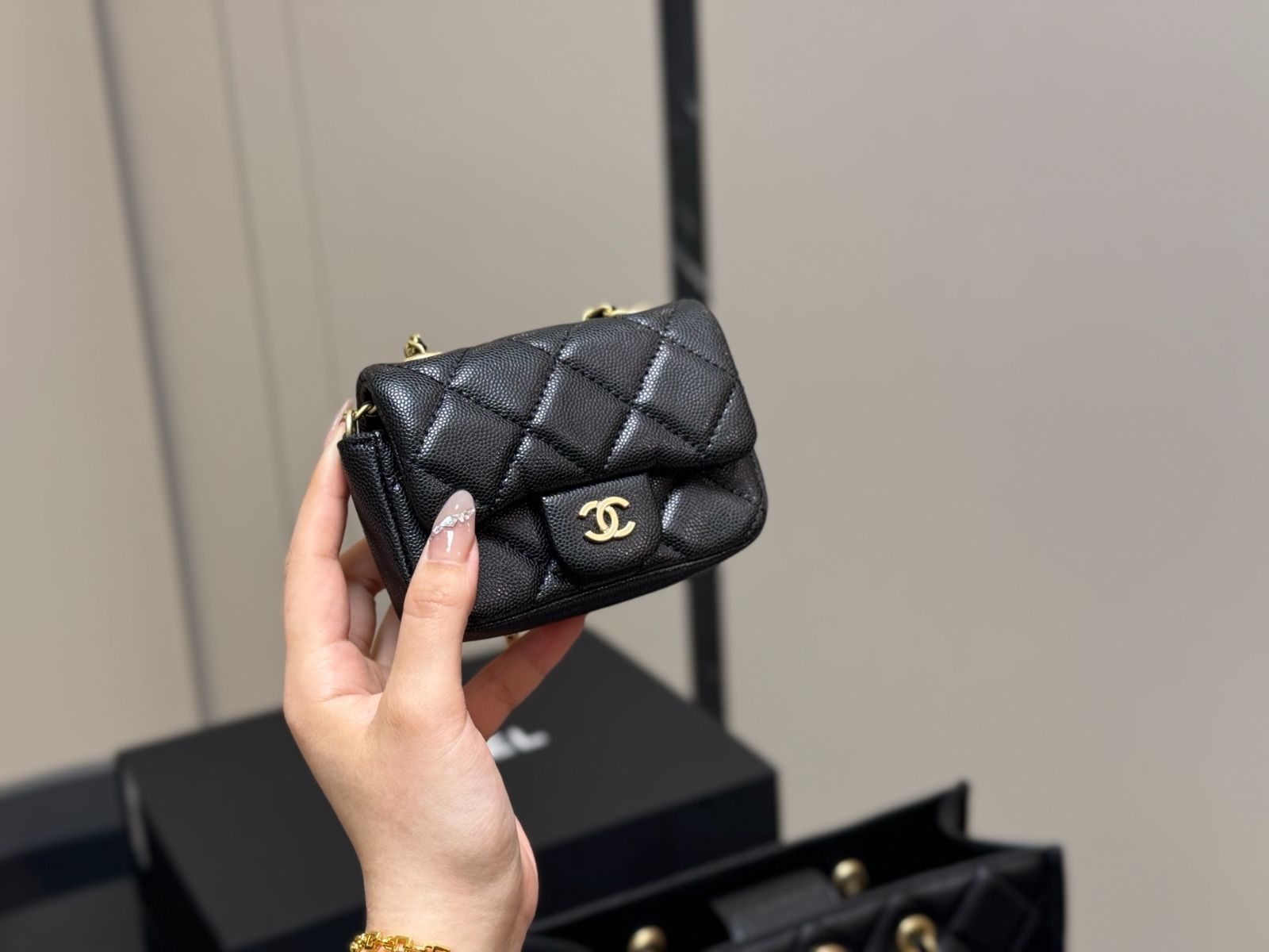 【収納力◎】CHANEL ショッピングバッグトート 今日特価】Chanel Tote Shopping Bag チャネル トート