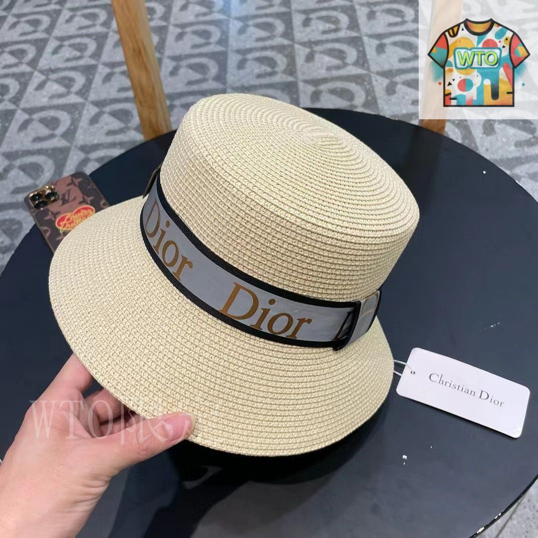 Dior ストローハット ベージュ Dior(ディオール) ストローハット(レディース) - 海外通販のBUYMA