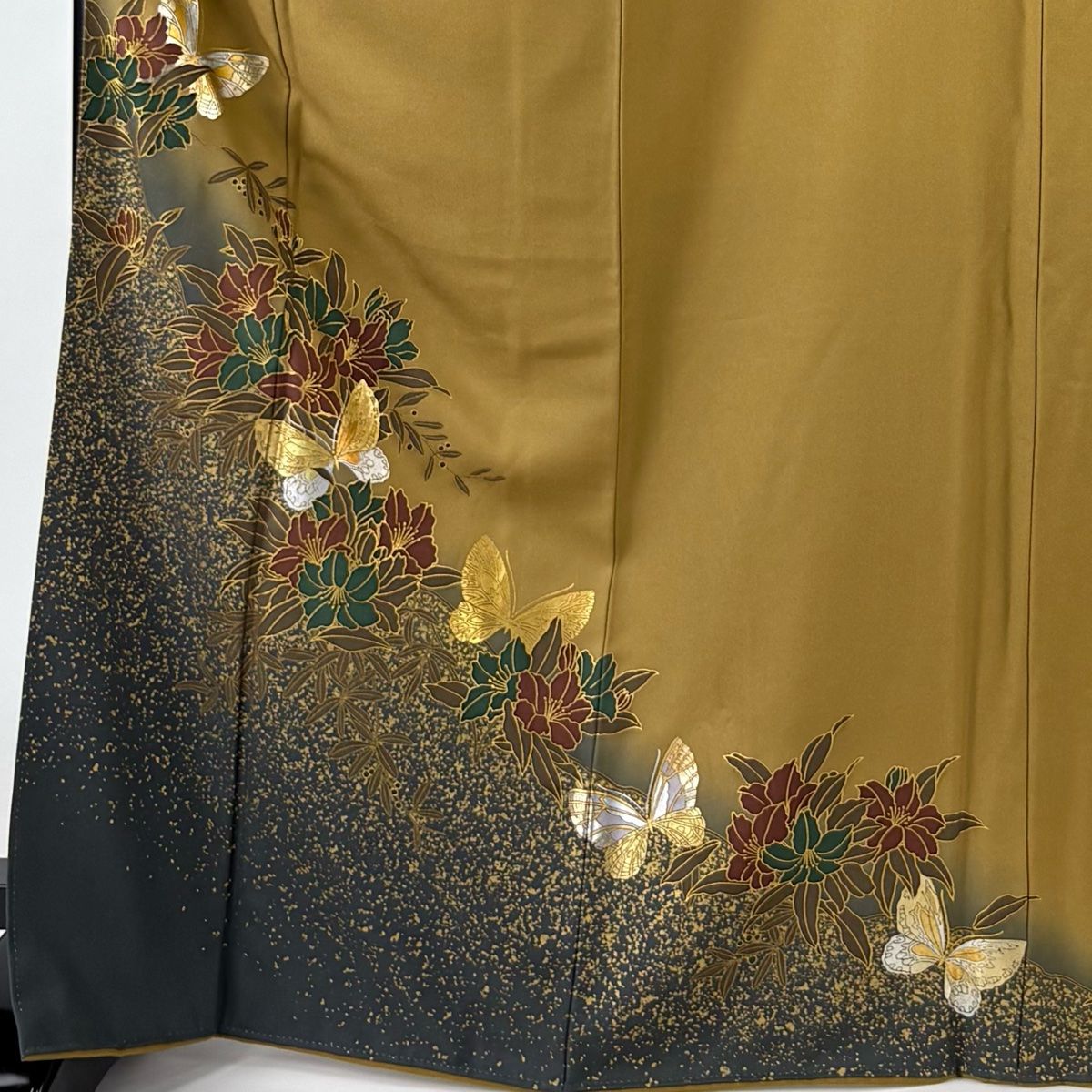振袖フルセット 草花 流水 金銀彩 染め分け 山吹茶色 正絹 美品 付下げ 身丈169.5cm 裄丈68.5cm L 袷 斉藤三才 落款 蝶 草花