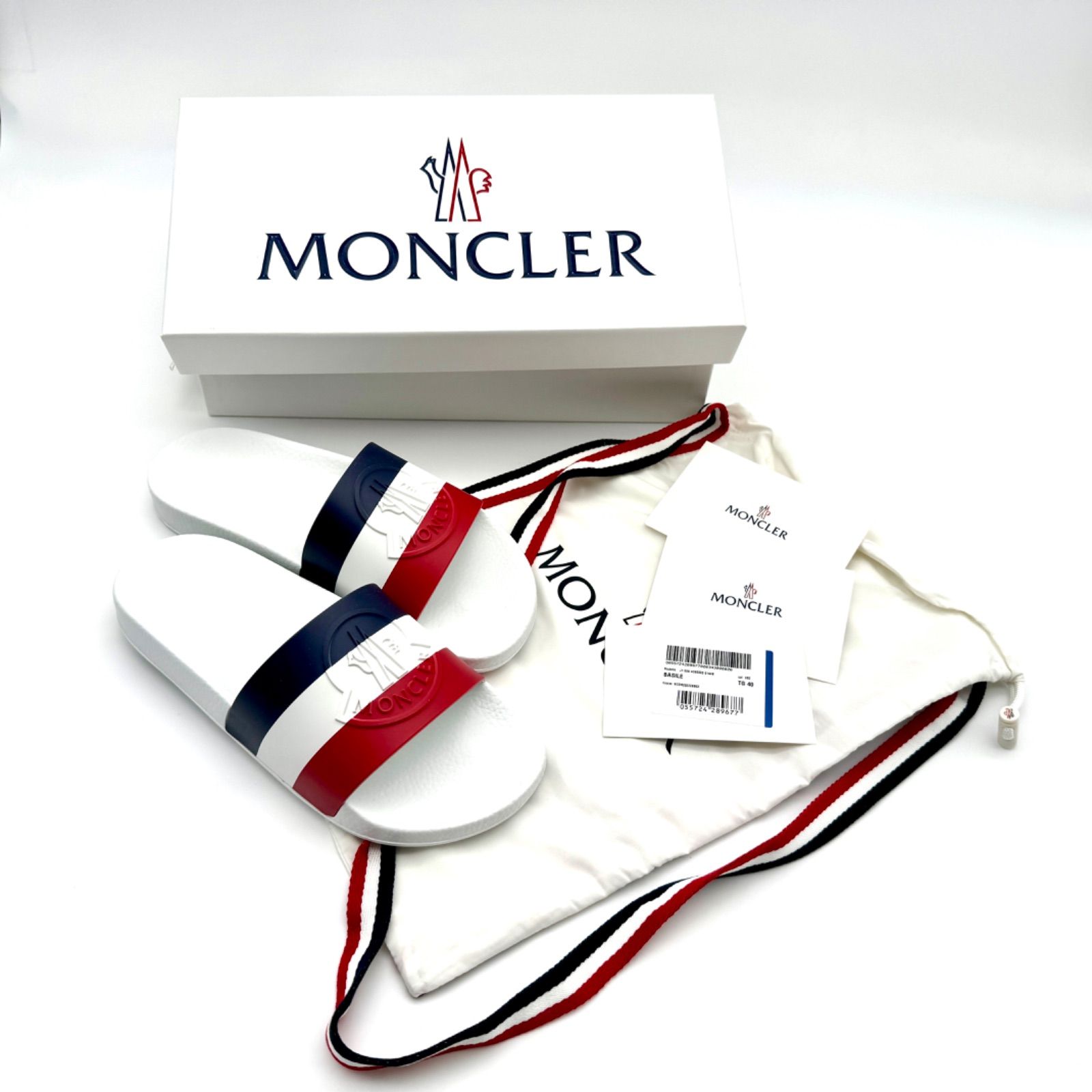 MONCLER モンクレール BASILE トリコロールライン ロゴ シャワーサンダル/ホワイト/4C000 40 01A49 002 MONCLER モンクレール シャワーサンダル フランスライン トリコロール