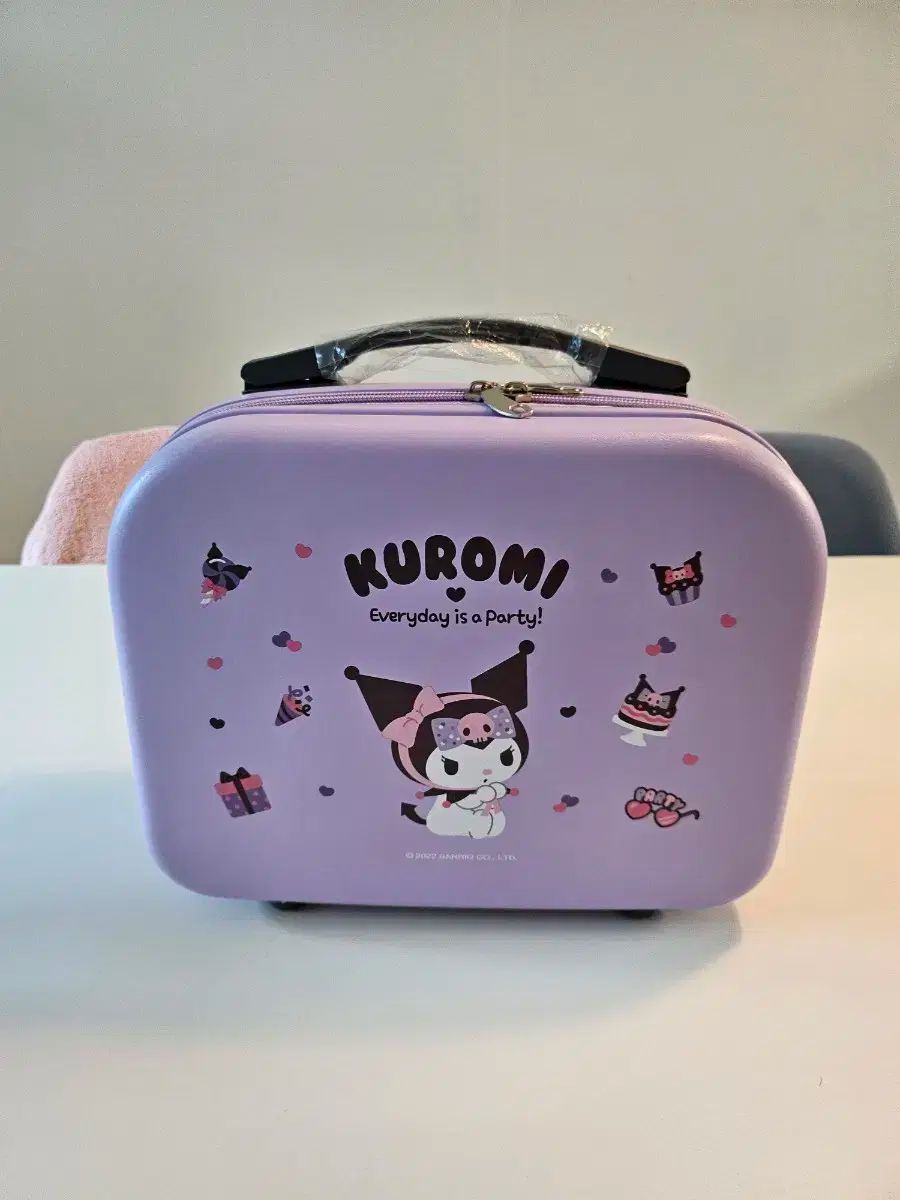 サンリオ SANRIO キャリーバッグ キャリーケース スーツケース クロミ