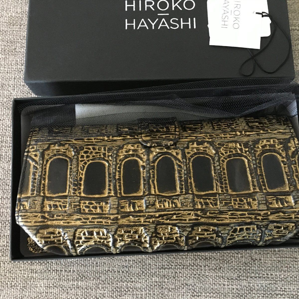 新品 HIROKO HAYASHIヒロコハヤシ COLOSSEO（コロッセオ）長財布
