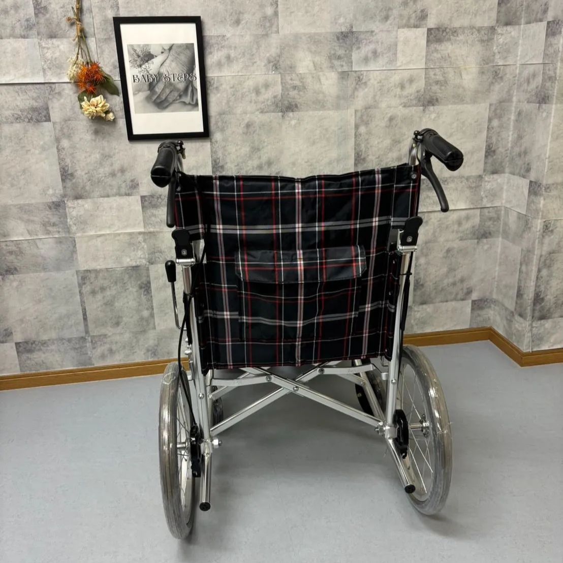 KV22-40SB カワムラサイクル自走式 車椅子 アルミ製中古車椅子介護用品