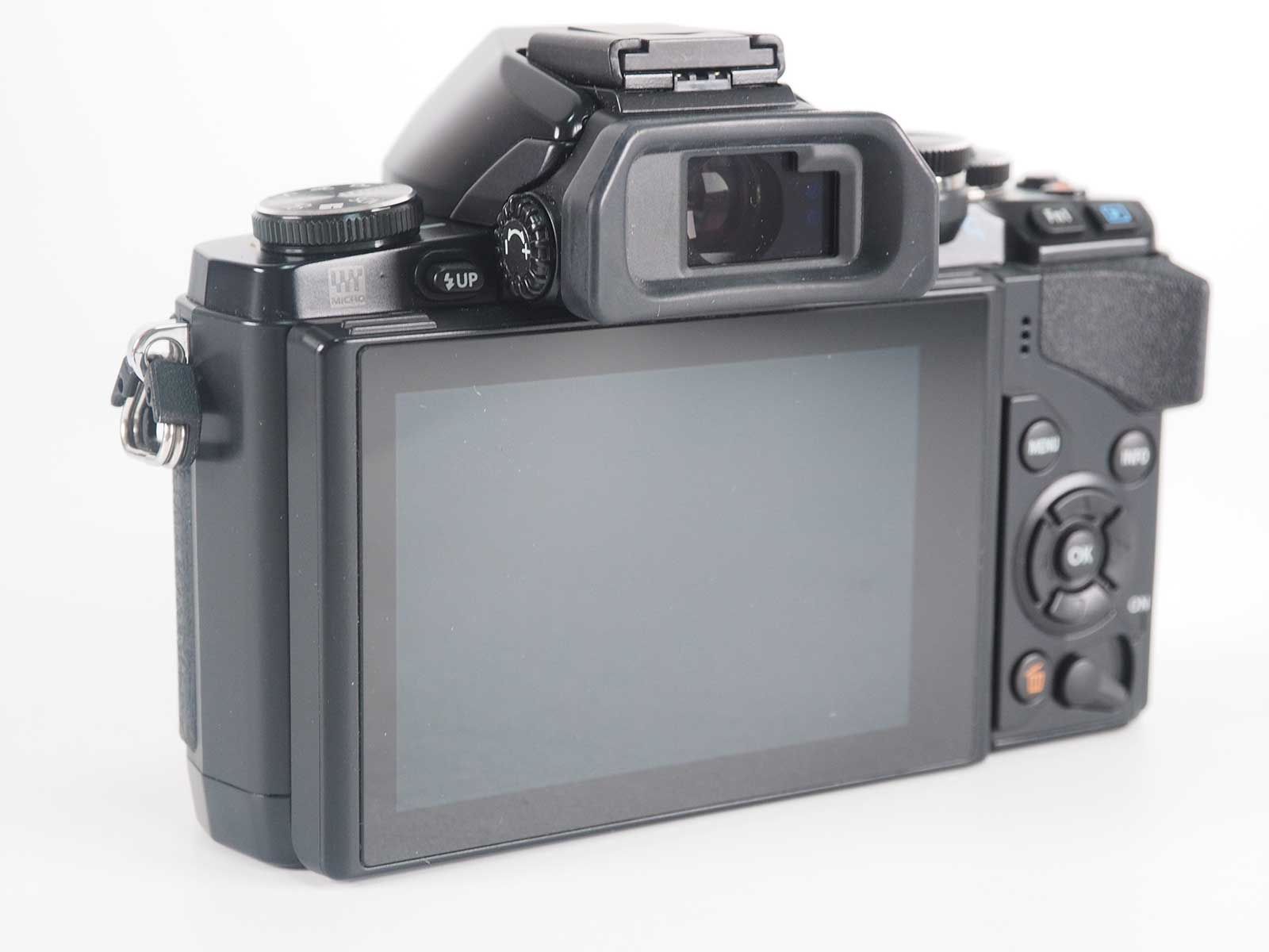 OM-D E-M10