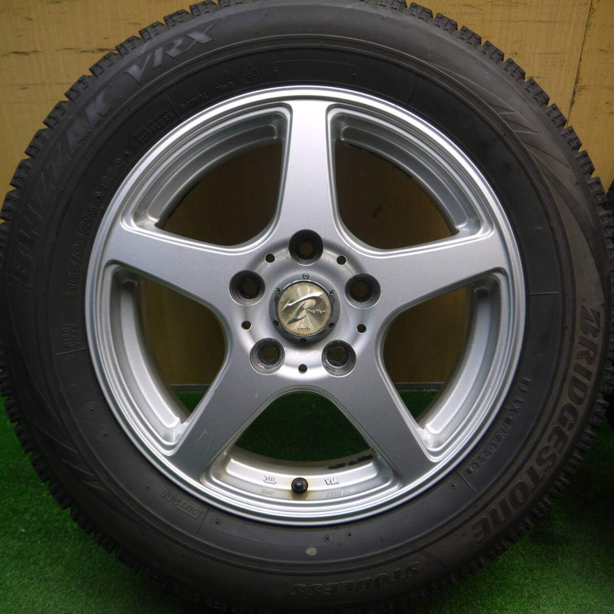 4本価格☆スタッドレス 185/65R15 ブリヂストン ブリザック VRX