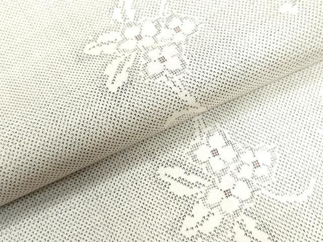 平和屋着物○本場大島紬 白大島 9マルキ 草花文 正絹 逸品 CAAU2696yc  