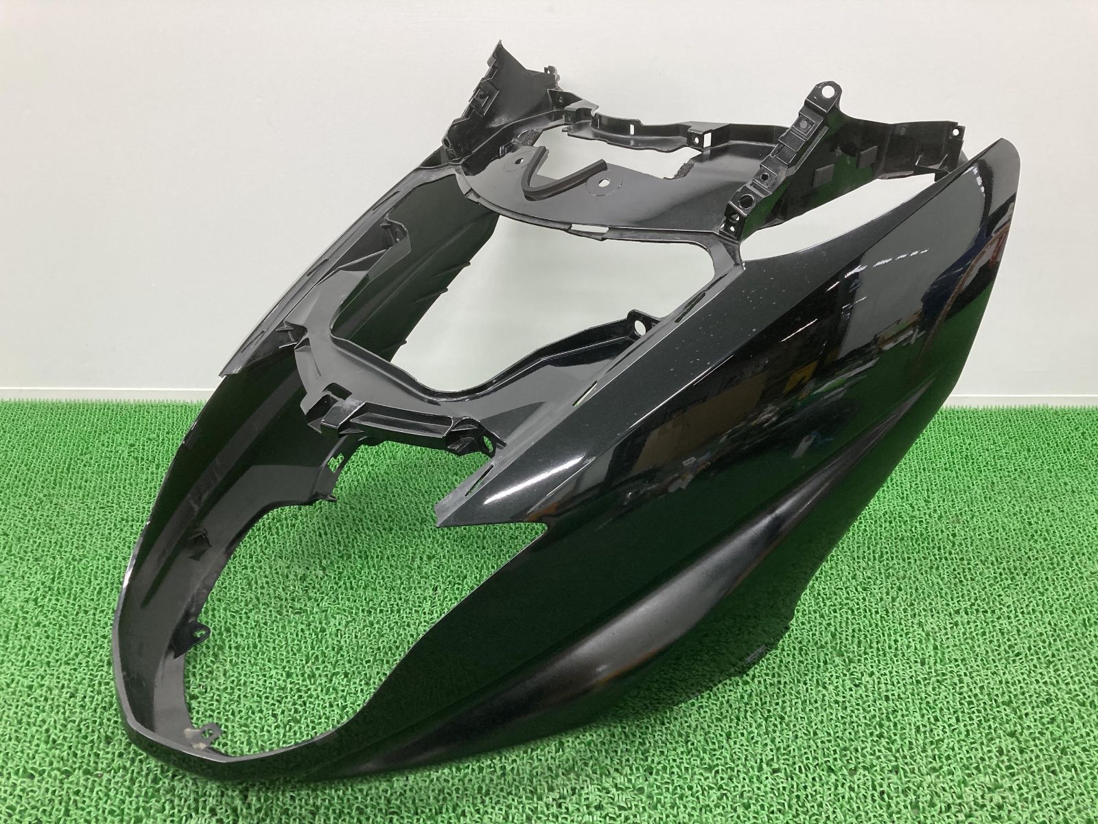 マグザムフロントブラック マグザム フロントサイドカウル