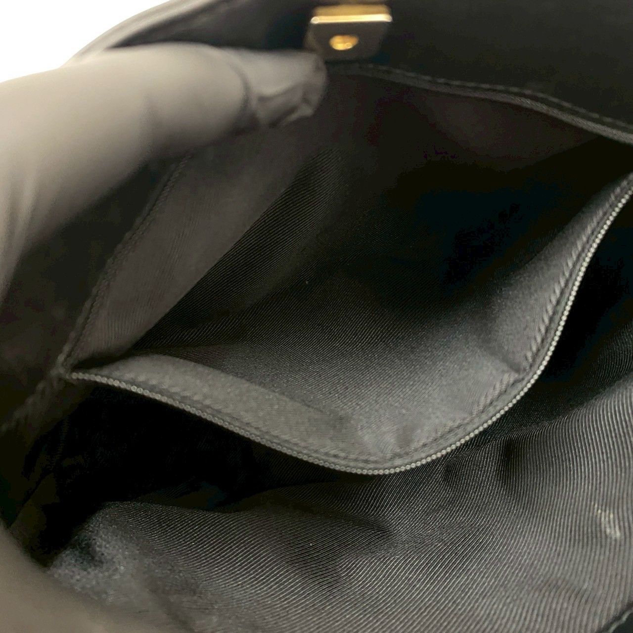【美品】GUCCI レザーバッグ GUCCI グッチ GGミニショルダーバッグ 781554 レザー レディース