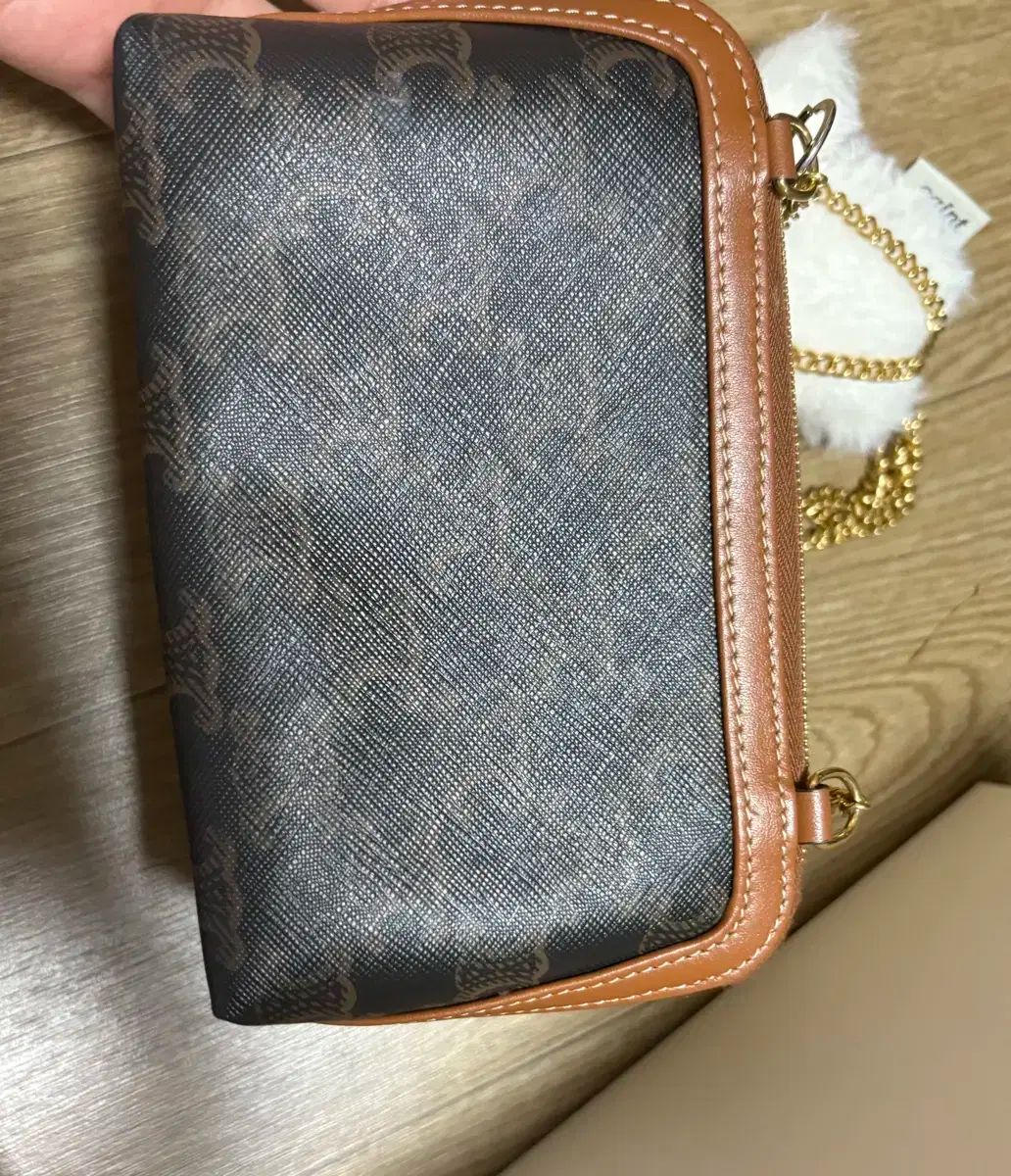 Celine セリーヌ トリオンフ キャンバス ＆ ラムスキン チェーン クラッチ DECORATOM_COM_BR