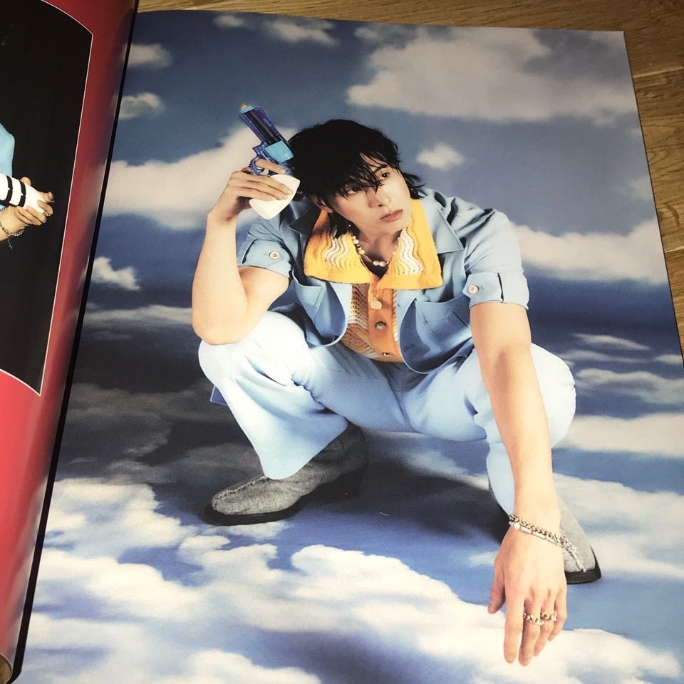 ユノ 直筆サイン「REALITY SHOW」Fake Zine ver.メント入 - メルカリ