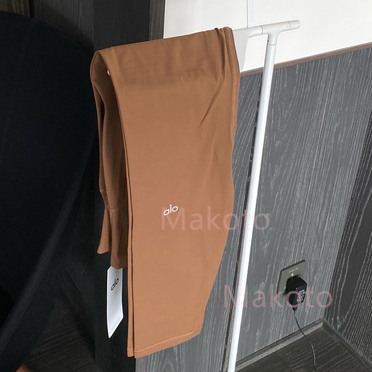 【Alo Yoga/アローヨガ】レギンス ※新品未使用 新品未使用】alo yoga アローヨガ レギンス 6色展開 高品質 ヨガ