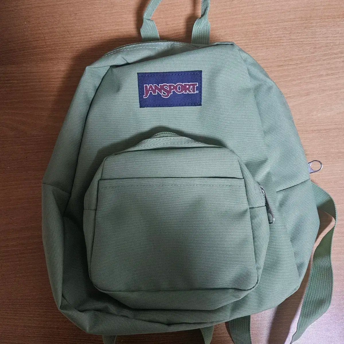 未使用 JANSPORT(ジャンスポーツ) jansport ハーフパイント ミニ