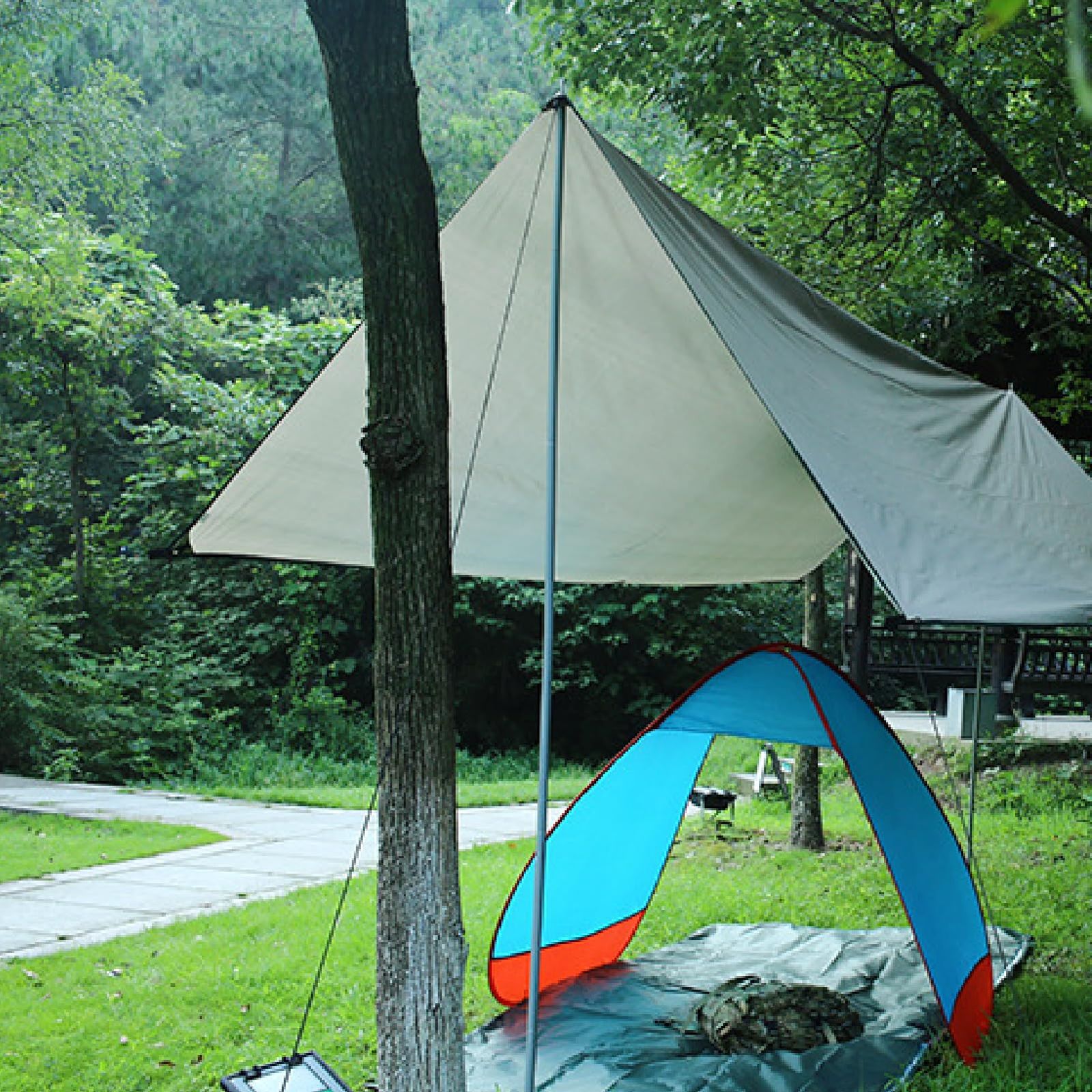 数量限定】Unigear ユニジア 防水タープ キャンプ タープ テント 軽量 日除け 高耐水加工 紫外線カット 遮熱 サンシェルター ポータブル  天幕 シェード アウトドア 収納ケース付 2-6人用 4サイズ (グレー XXL（300*500）) Unigear 防水タープ キャンプ タープ  テント 軽量 ...