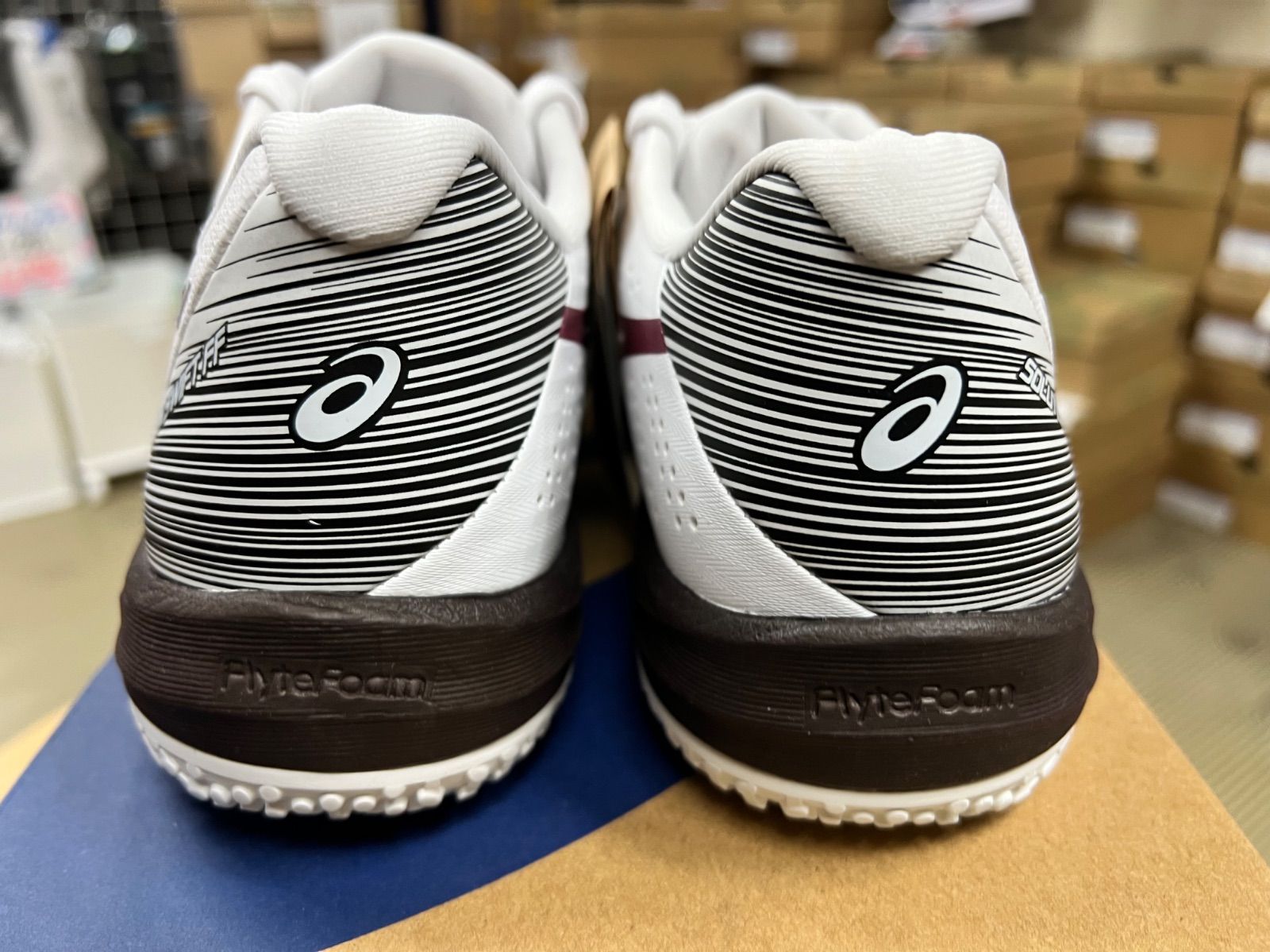 安心のメーカー保証 Ｔ区分オーデリック照明器具 OG254615R ポーチライト LED 実績20年の老舗 オーデリック　OG254615R　エクステリア ポーチライト LED一体型 電球色 人感センサー付 防雨型 ブラック