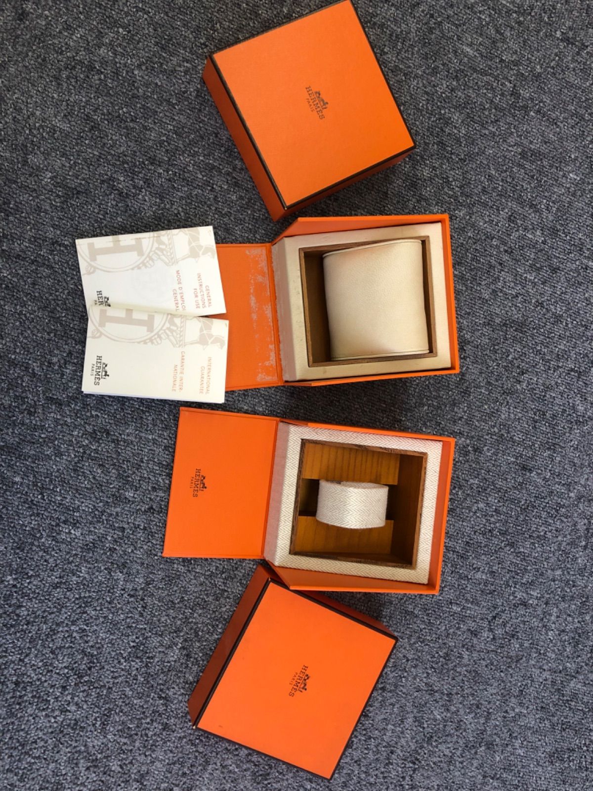 HERMES エルメス 腕時計空箱正規品 BOX 2個セット - MIYA - メルカリ