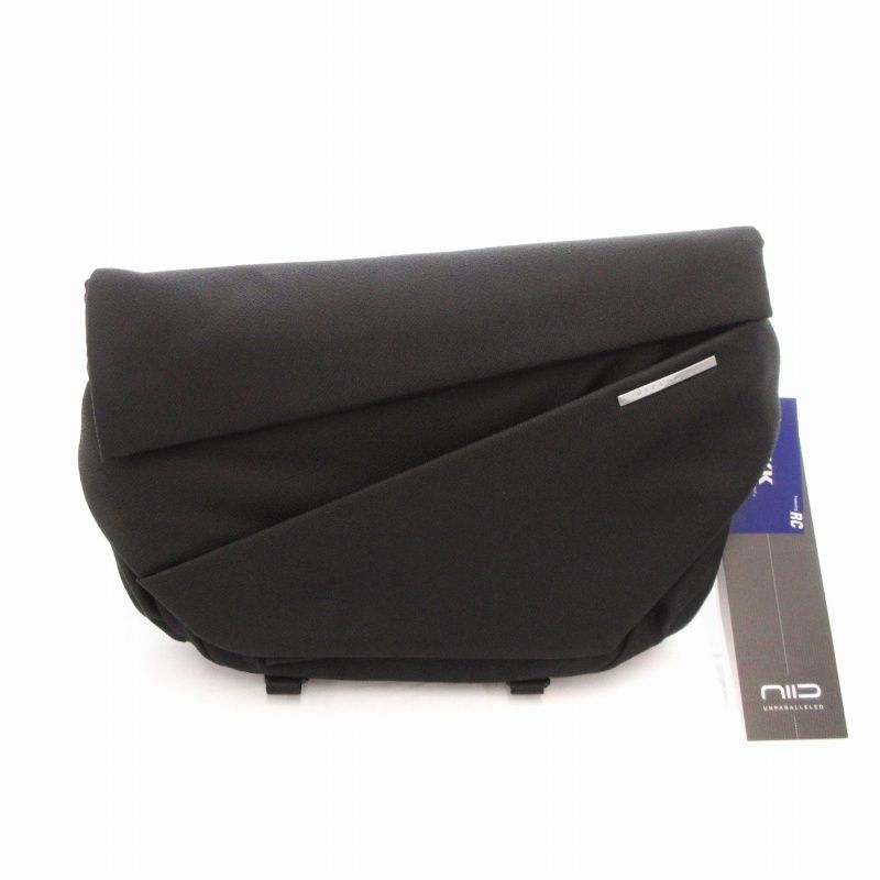 NIID X URBANATURE タグ付き R1 mega sling bag スリングバッグ メッセンジャー ショルダー 黒 ブラック /TZ
