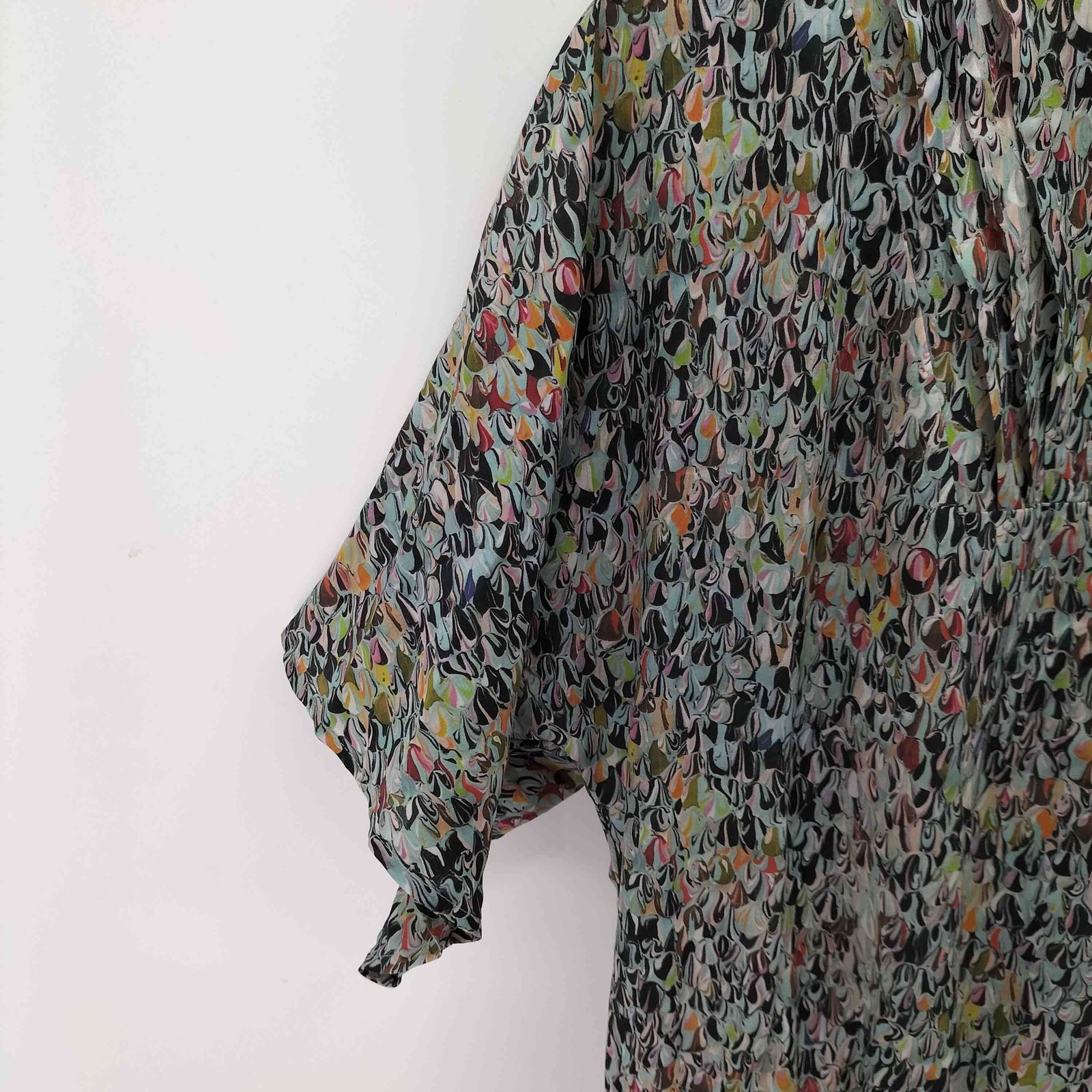 ジュンオカモト JUN OKAMOTO 夏の海の歓喜のようなワンピース  