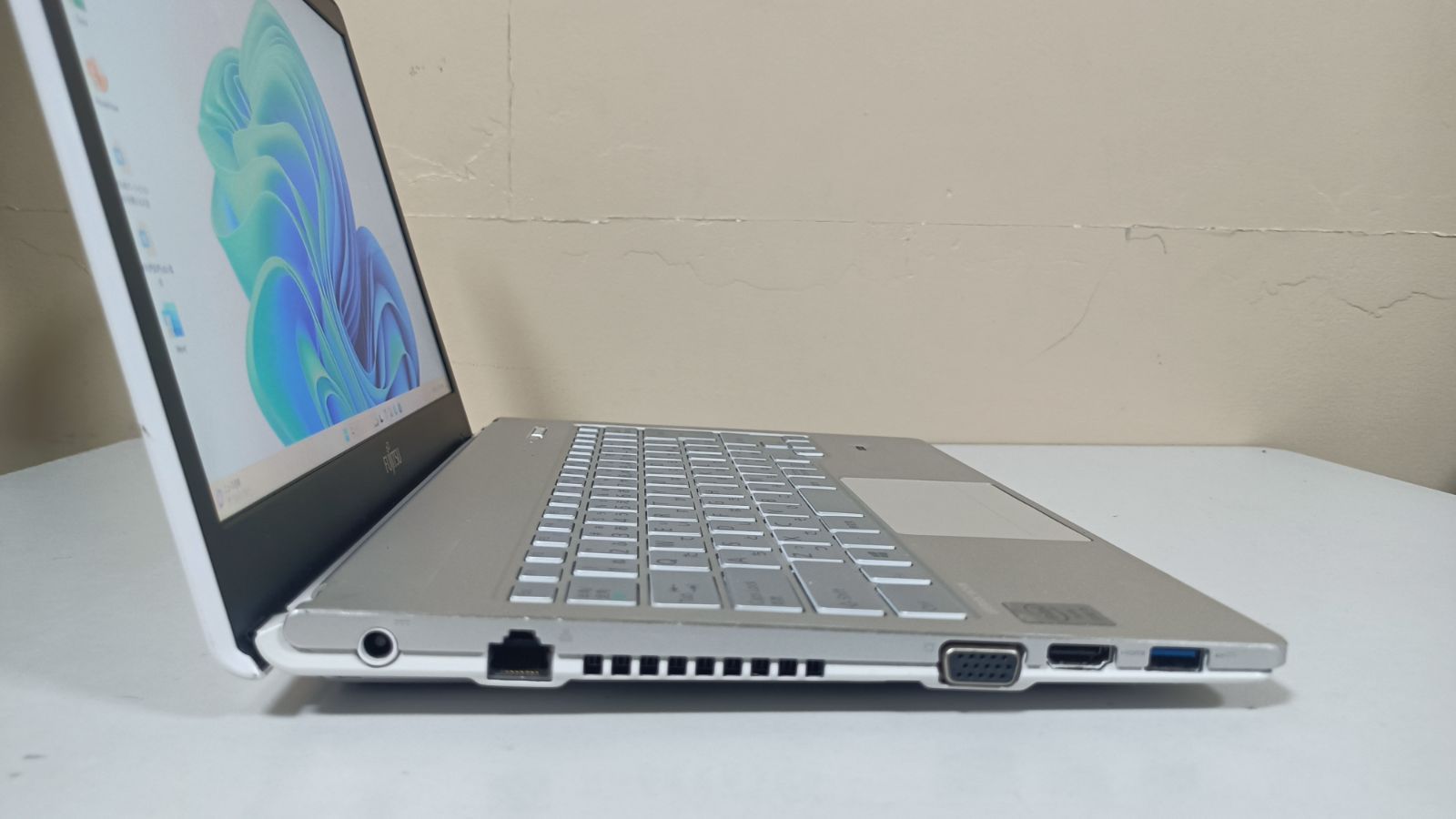 ⭐️ノートパソコンFUJITSU第四世代Core i5 SSD128Gメモリ8G