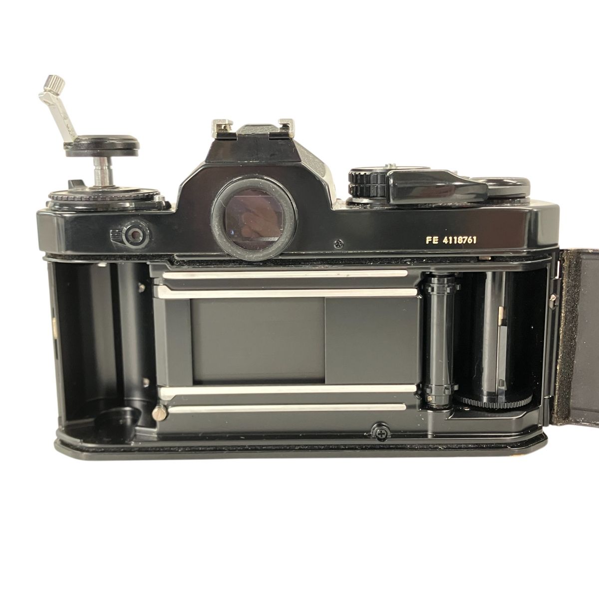 Nikon ニコン FE フィルムカメラ　ジャンク品 Nikon ニコン FE ブラック ボディ フィルムカメラ ジャンク