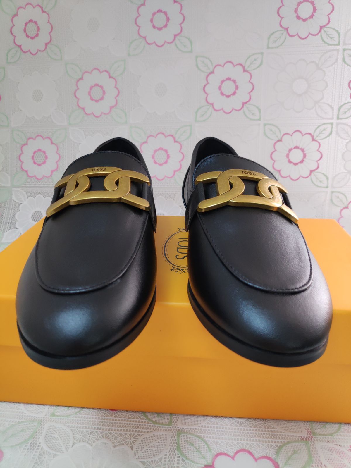 トッズ ウィメンズ ローファー　黒 EUR37　黒 トッズ ウィメンズ ローファー黒 EUR37黒