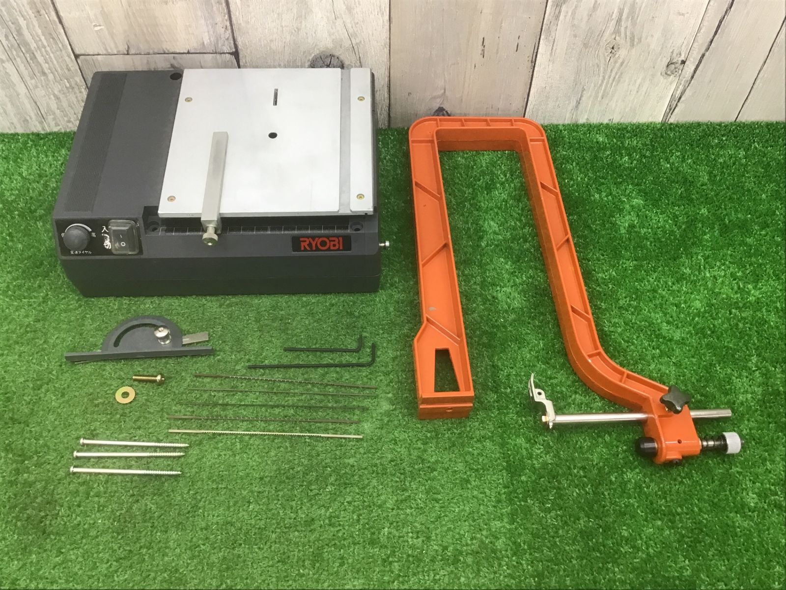 送料無料 B動作品 ●RYOBI 卓上糸のこ盤 TF-30●アクトツール富山店●F